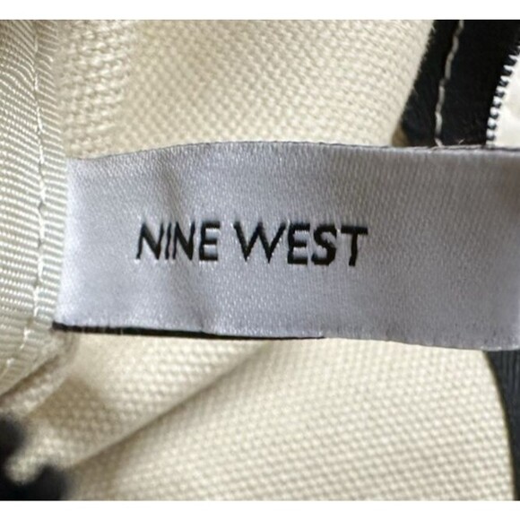 Nine West  women beige canvas  pouch - Picture 5 of 8